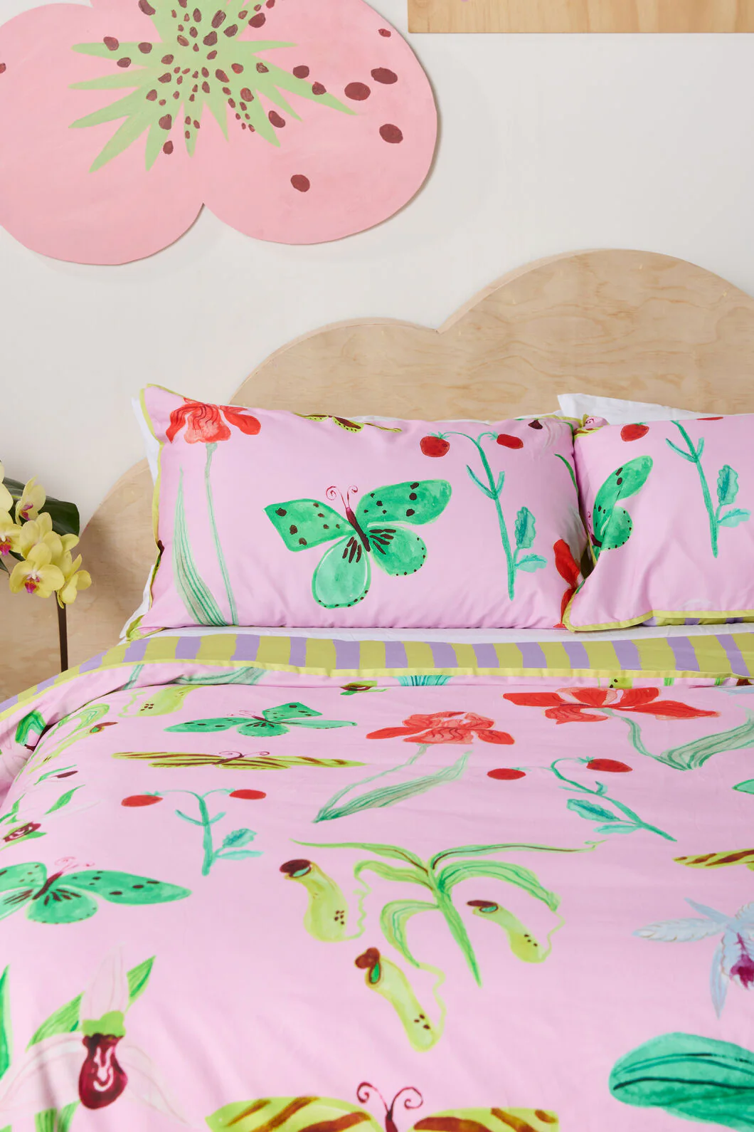 Electric Eden Bed Linen-QB - Image 2
