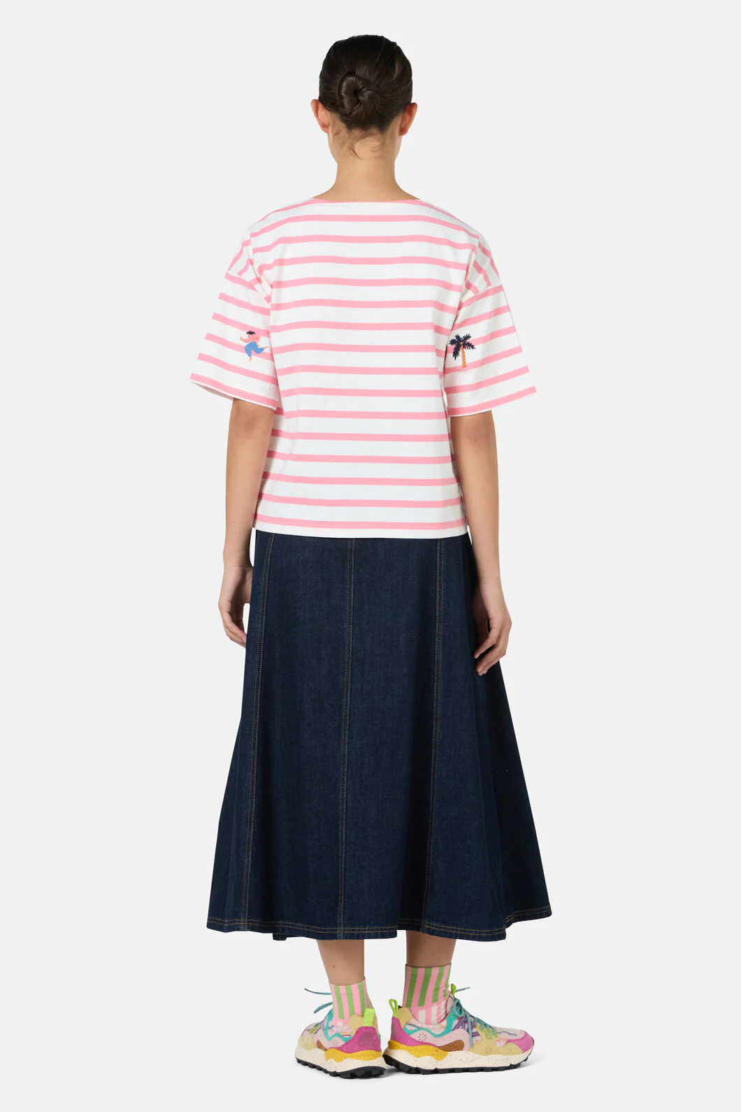 Hidden Paradise Embroidered Oui Non Tee - Image 4