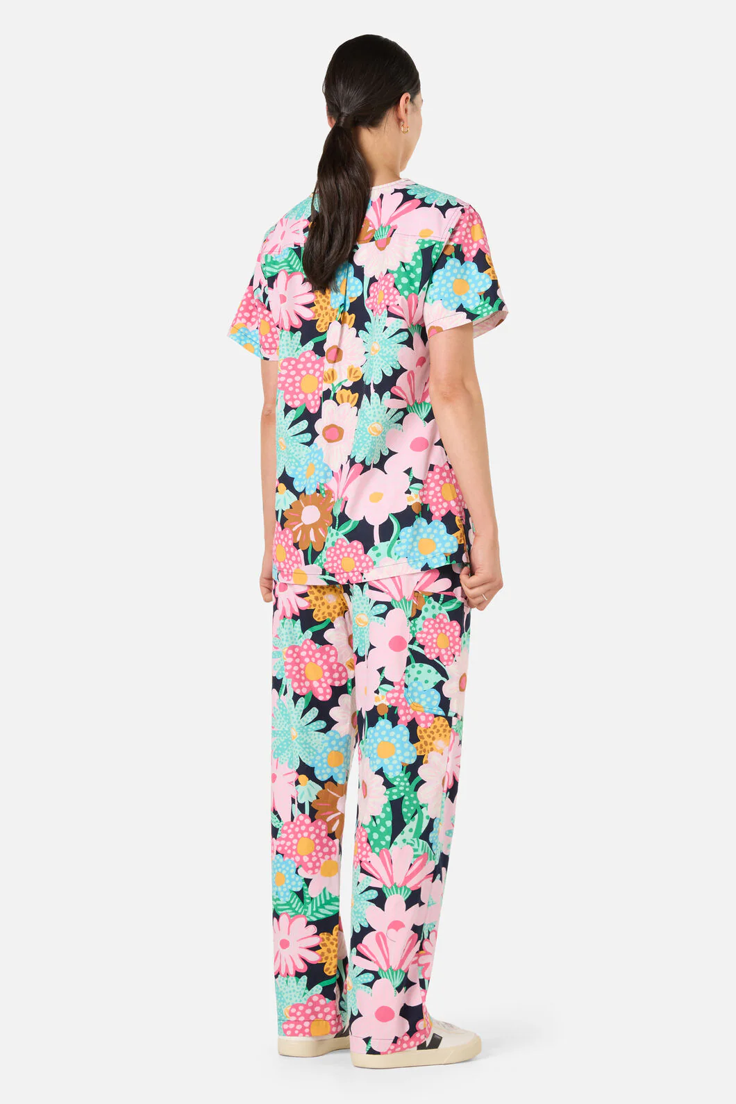 Magic Floral Scrub Set - Image 3